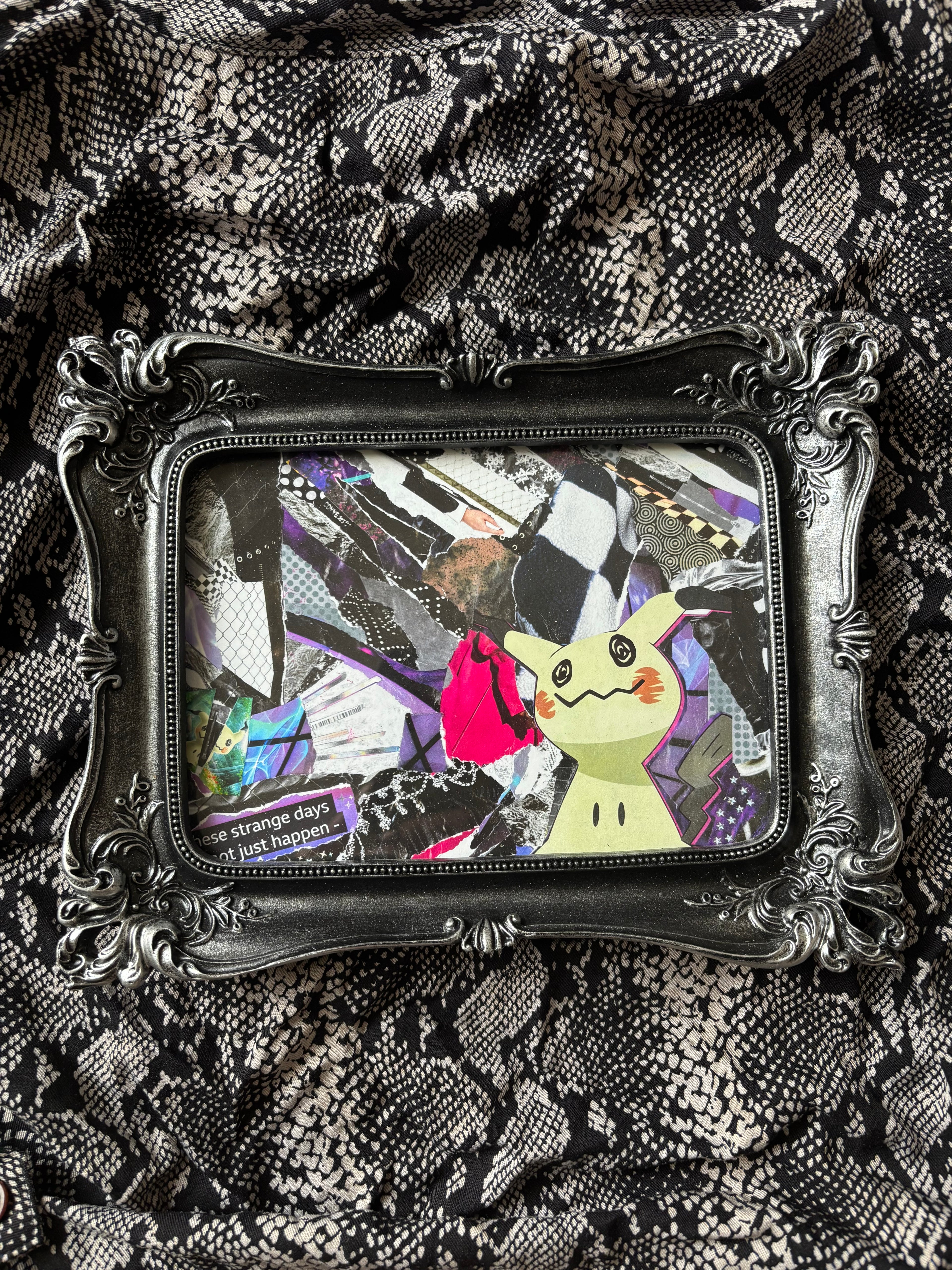MIMIKYU FRAMED